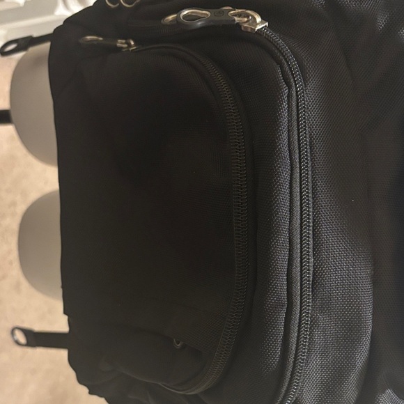 Swiss Black Backpack - Picture 4 of 7